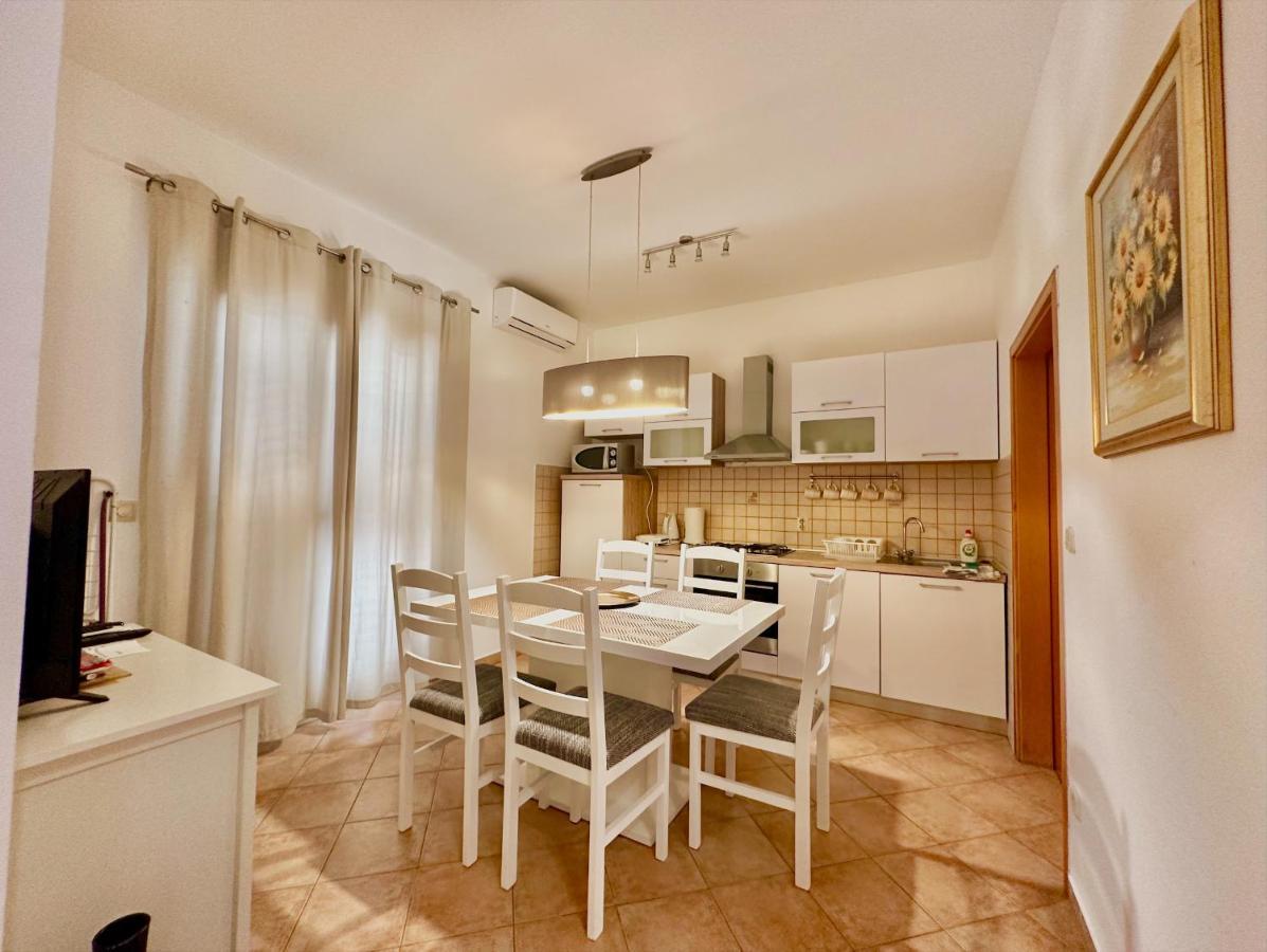 Apartments Labinac Πούλα Εξωτερικό φωτογραφία