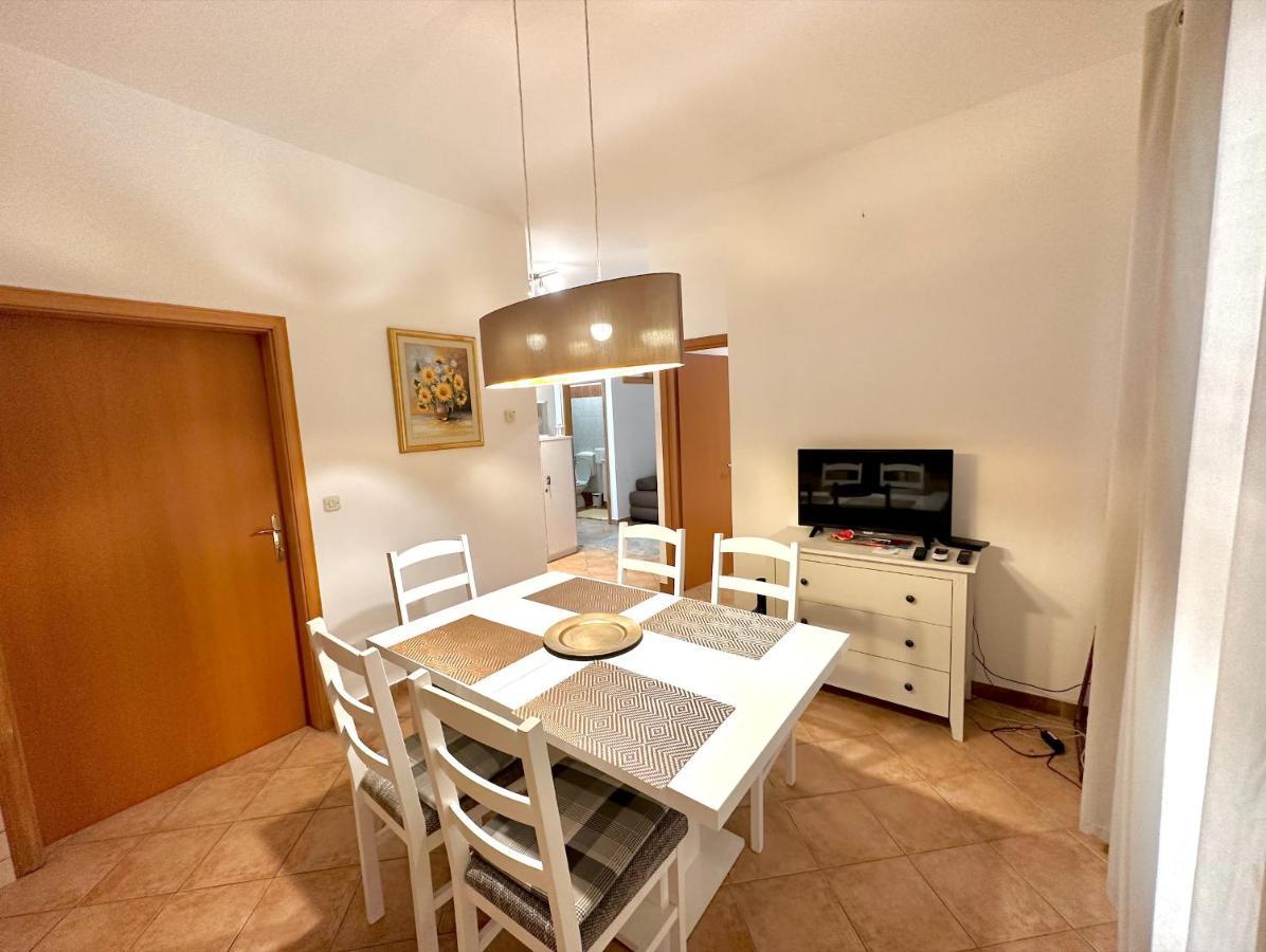 Apartments Labinac Πούλα Εξωτερικό φωτογραφία
