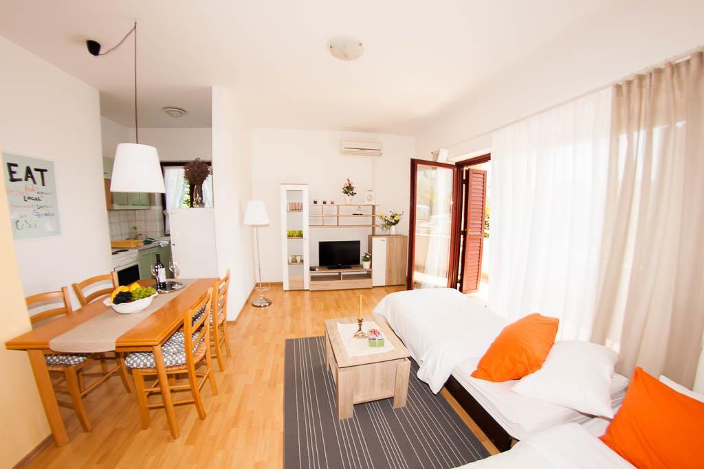 Apartments Labinac Πούλα Εξωτερικό φωτογραφία